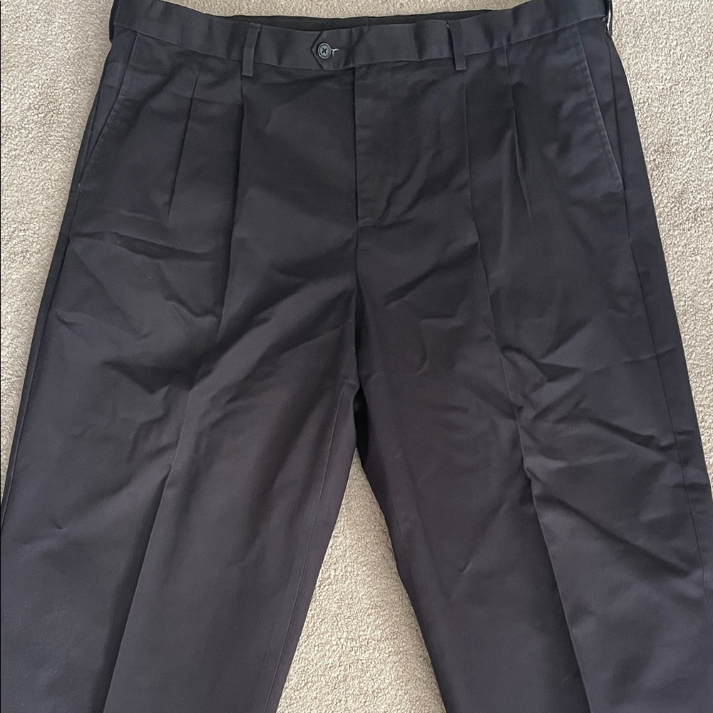 croft & barrow Men's Black Pleated Dress Trousers